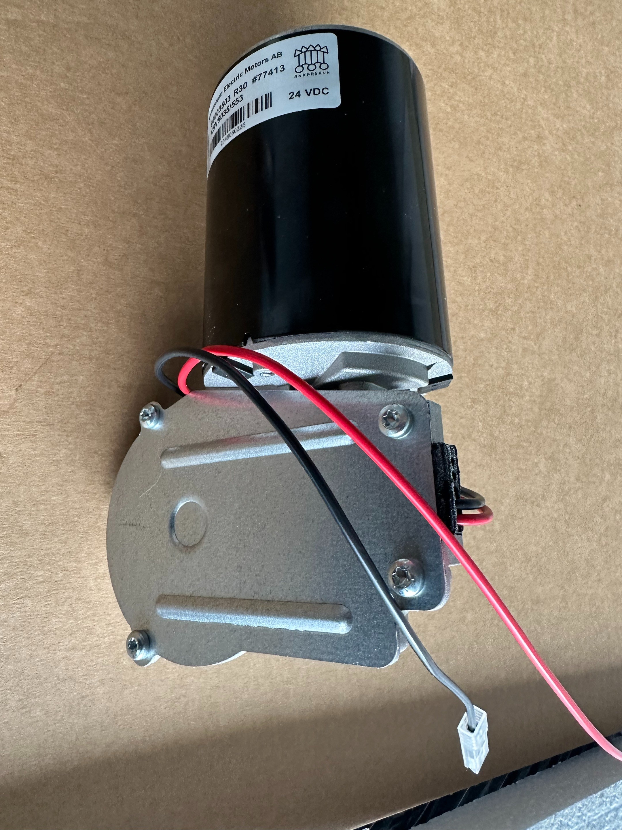 漢達森庫存照片 瑞典Ankarsrum KSV5035電機 (2).jpg 瑞典Ankarsrum直流電機技術參數KSV5035 漢達森原庫存豐富