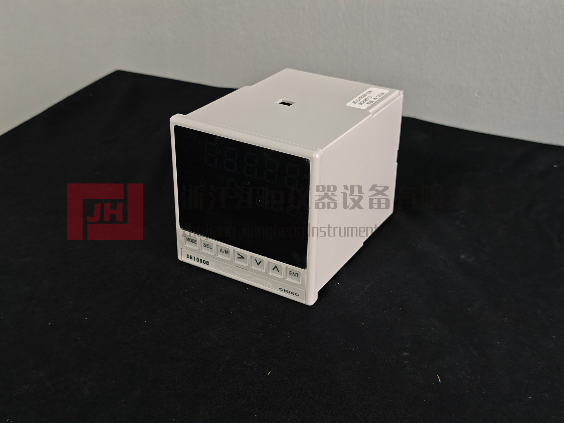 DB系列数字指示调节器行业应用案例：从热处理到实验室的精准控制方案