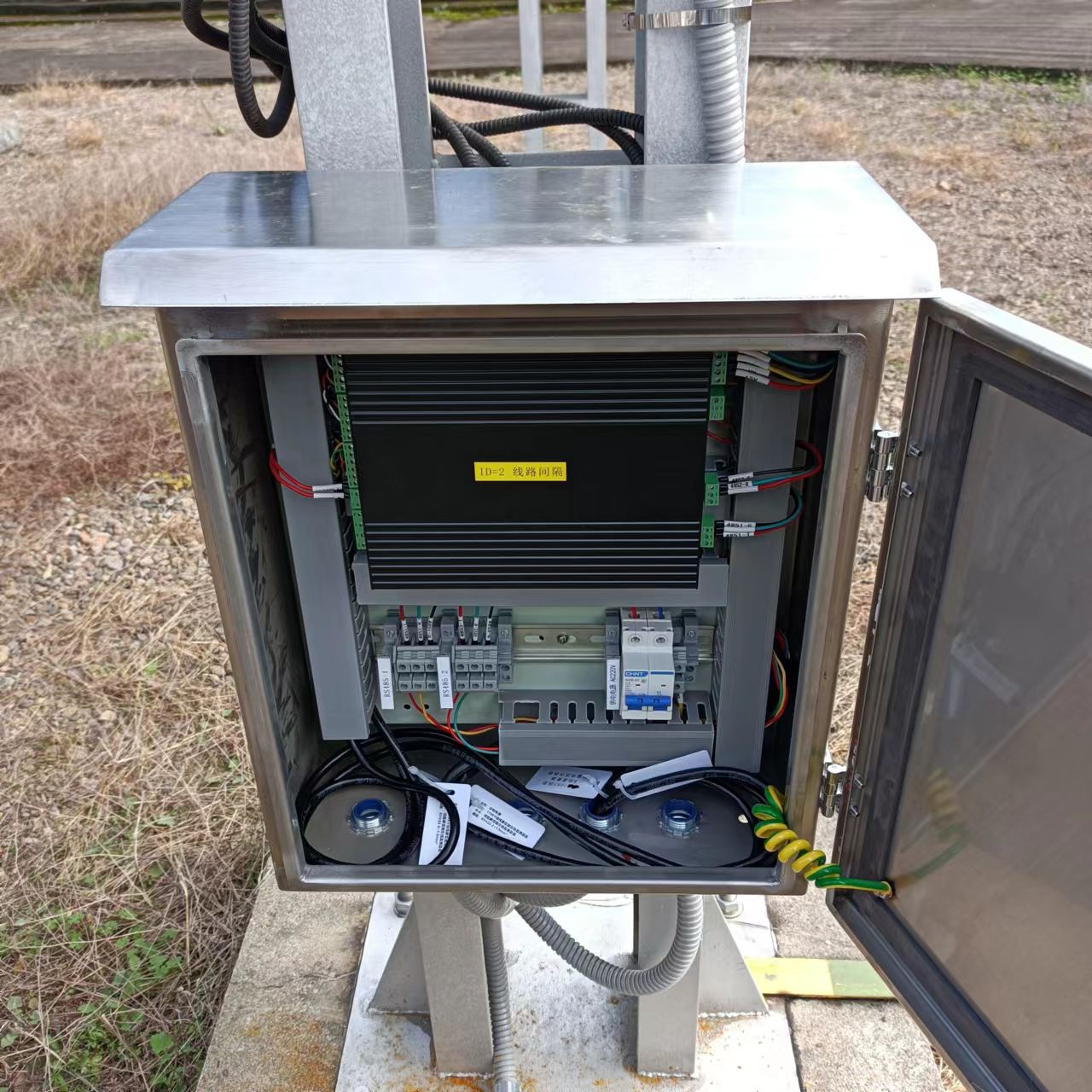 LYBZM-3000《交流采樣變送器校驗(yàn)儀檢定裝置》數(shù)據(jù)穩(wěn)定可靠